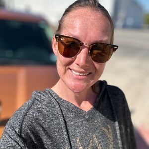 Meet your Posher, Alicia